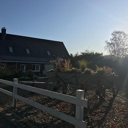 Nordische Ferienwohnung Auf Gut Bennewohld Ll Heide  Buitenkant foto